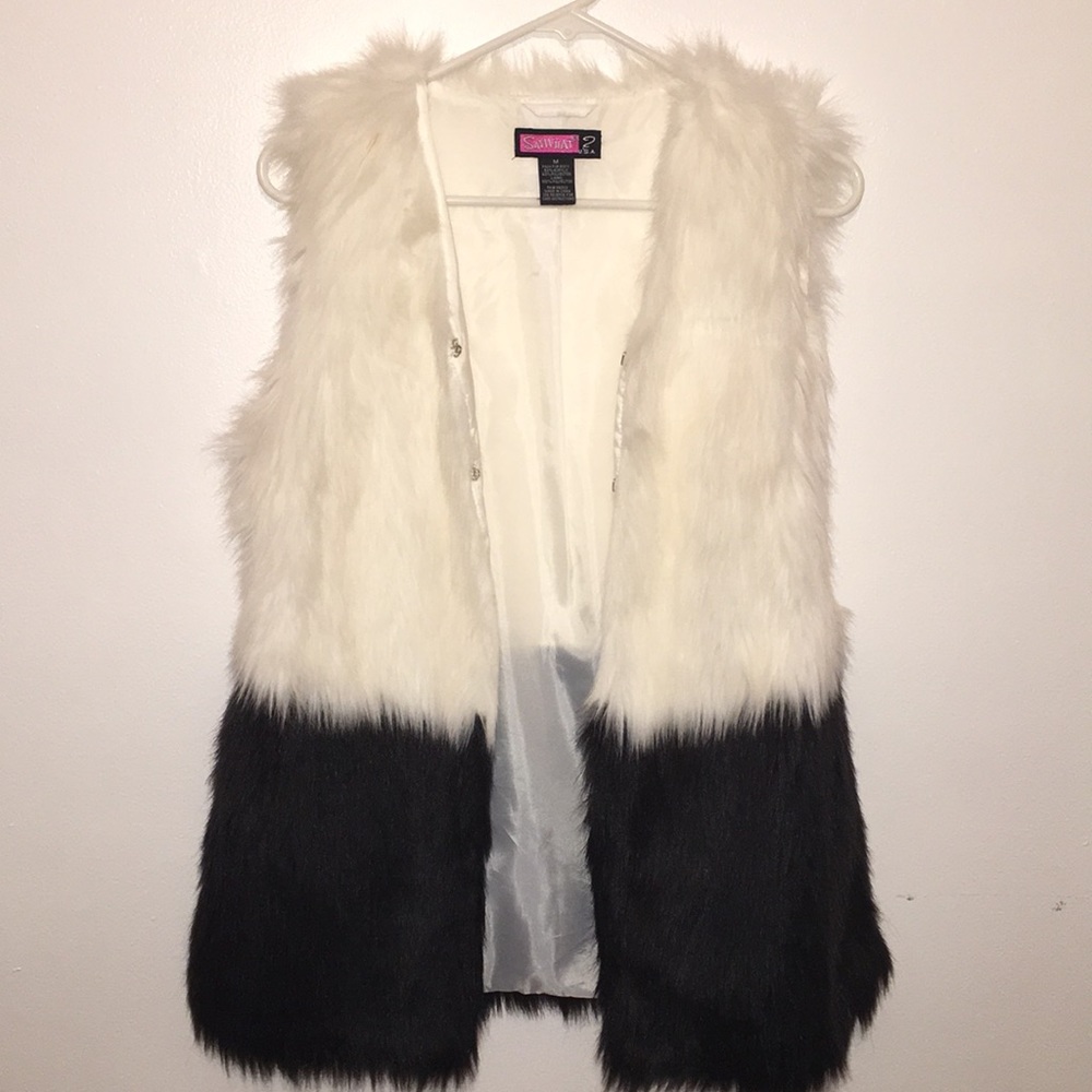 Fur vest